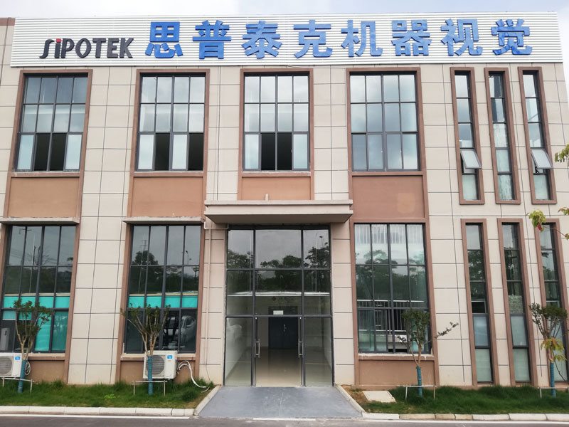 ccd視覺檢測設備廠家分析目前的處境！